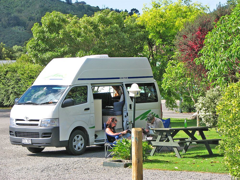 Picton Campervan Park Extérieur photo
